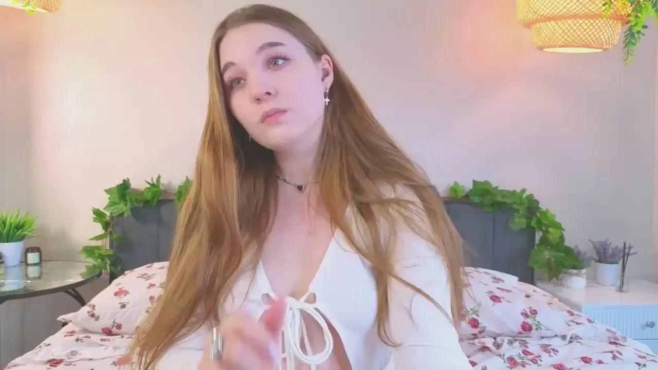 Offline AlodieFitt on Cam4