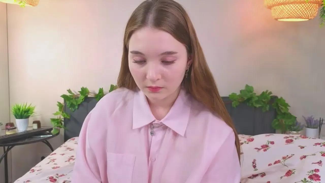 Offline AlodieFitt on Cam4