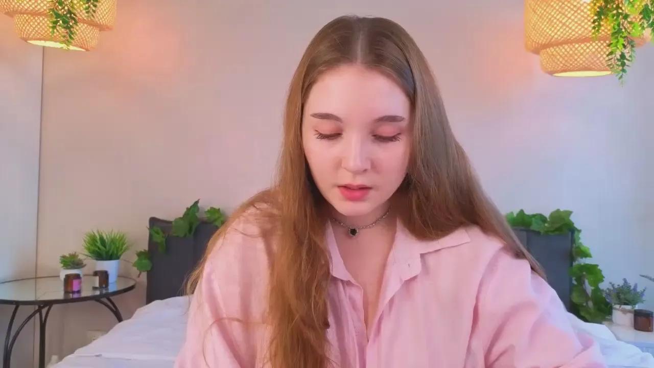 Offline AlodieFitt on Cam4