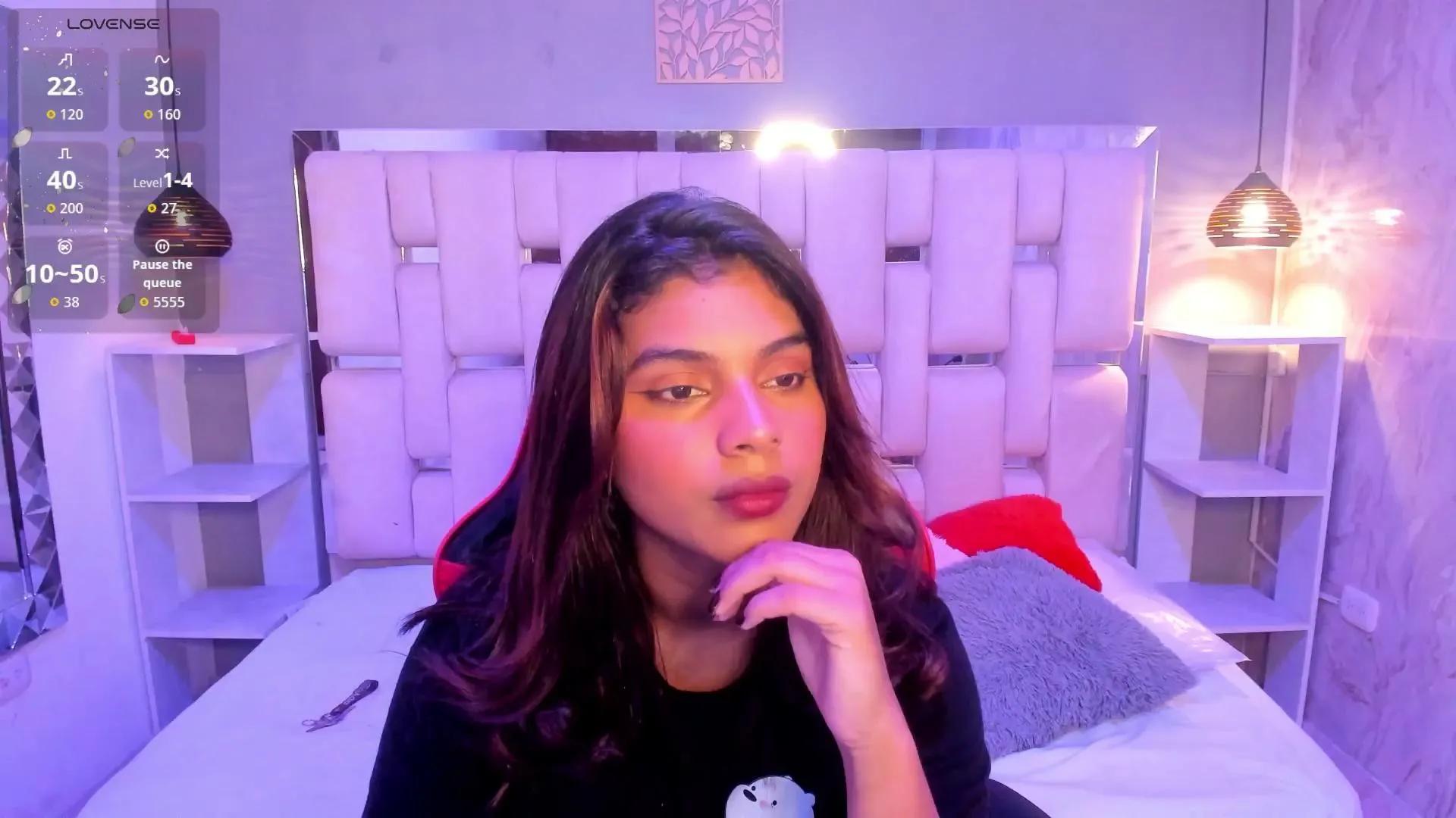 Offline AmyEvan on Cam4