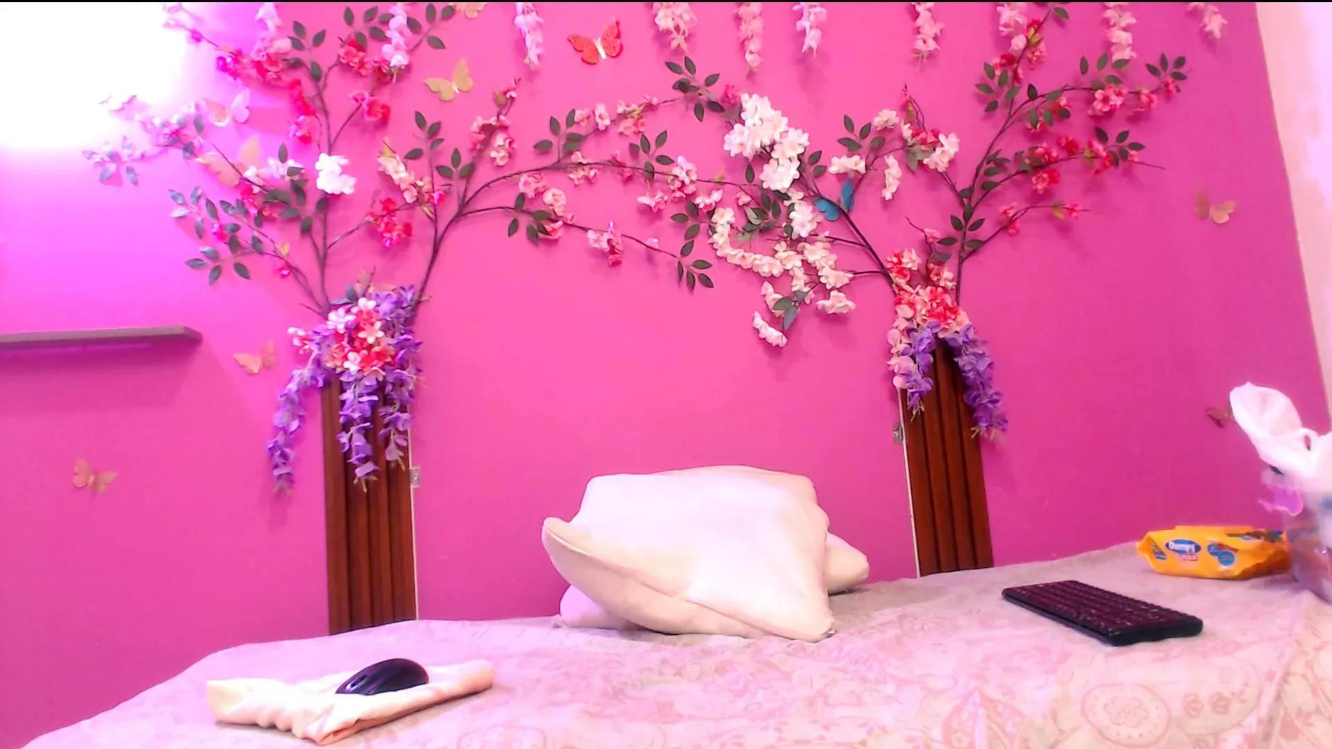 analdeepaleja18 on Cam4 