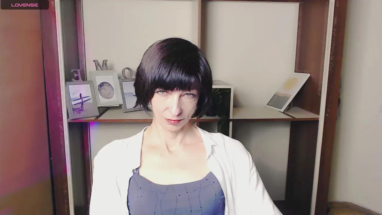 Avatar of AngelinaLess_