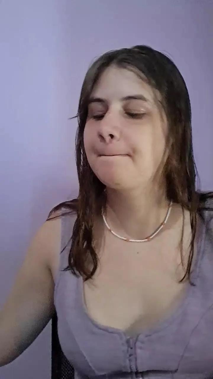 Offline angelthenight07 on Cam4