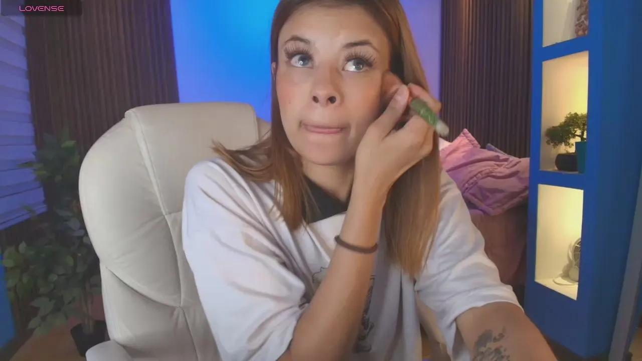 Offline AntonellaJones1 on Cam4