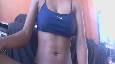 Offline Arielle07xx on Cam4