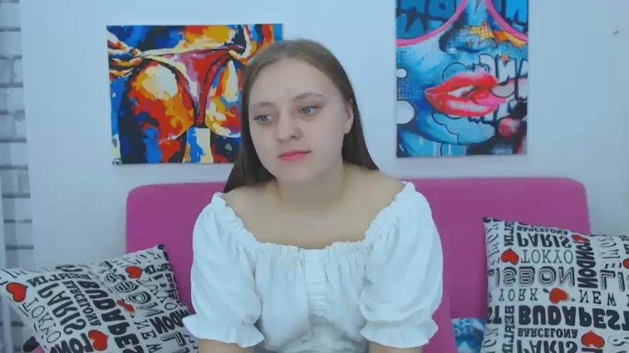 Offline ArinaBelle on Cam4