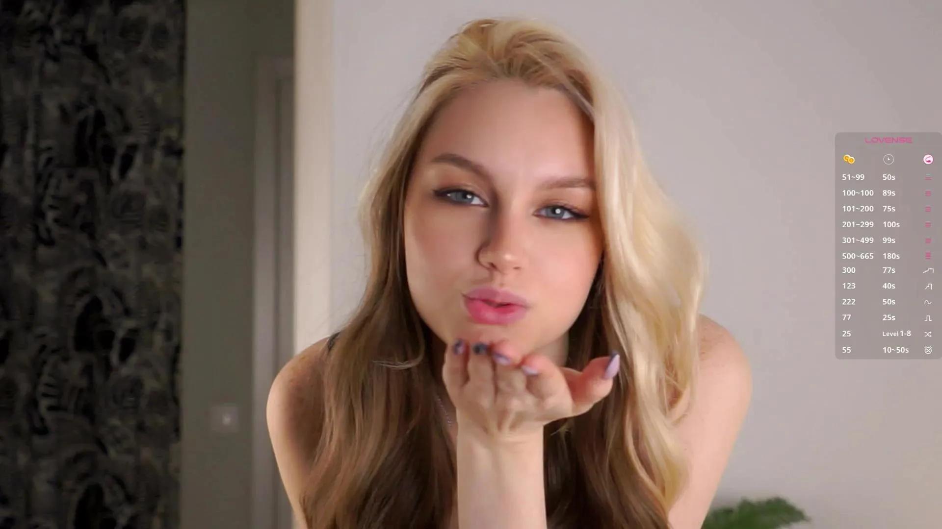 Offline BethanyLeaper on Cam4