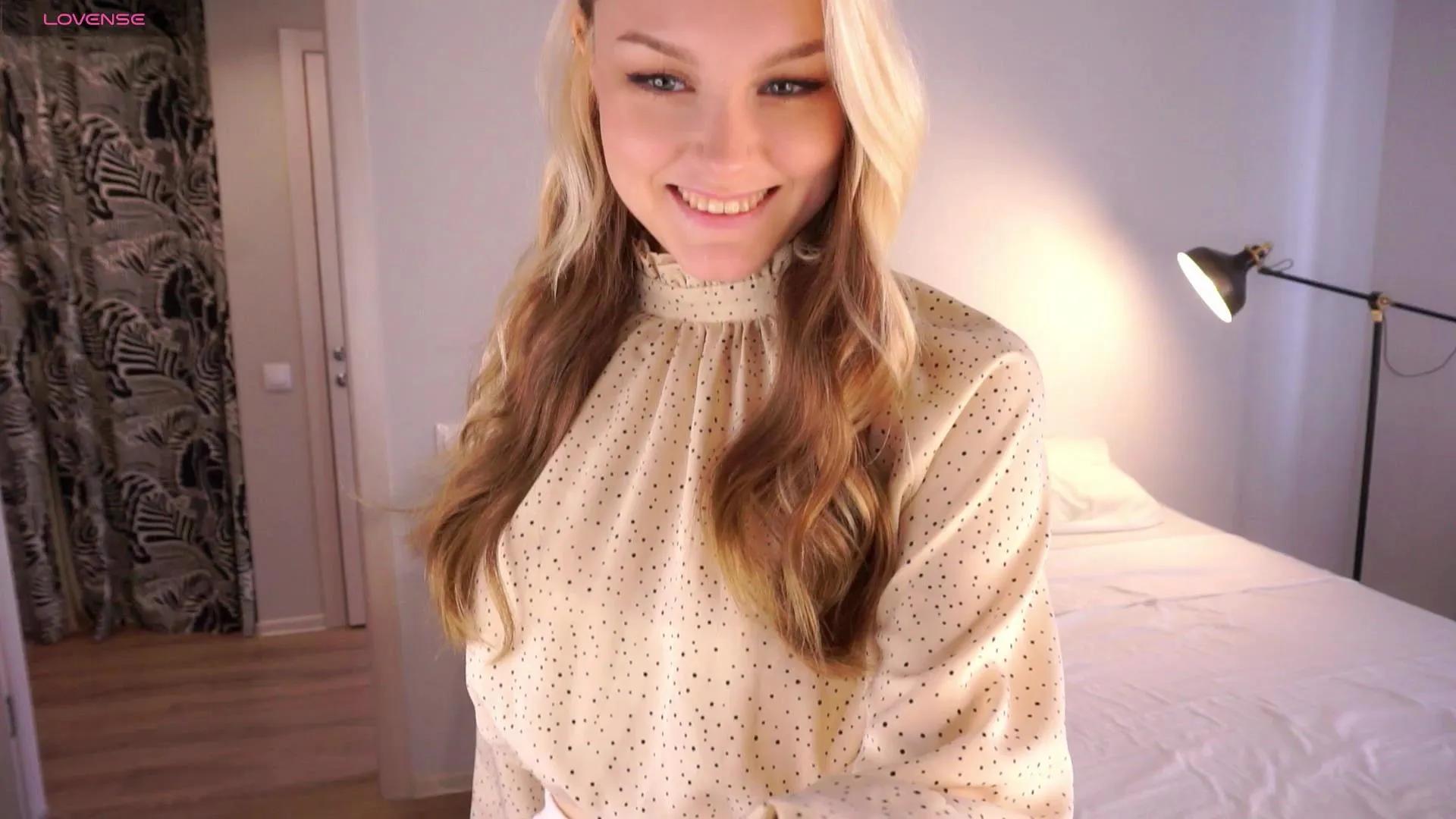 Offline BethanyLeaper on Cam4