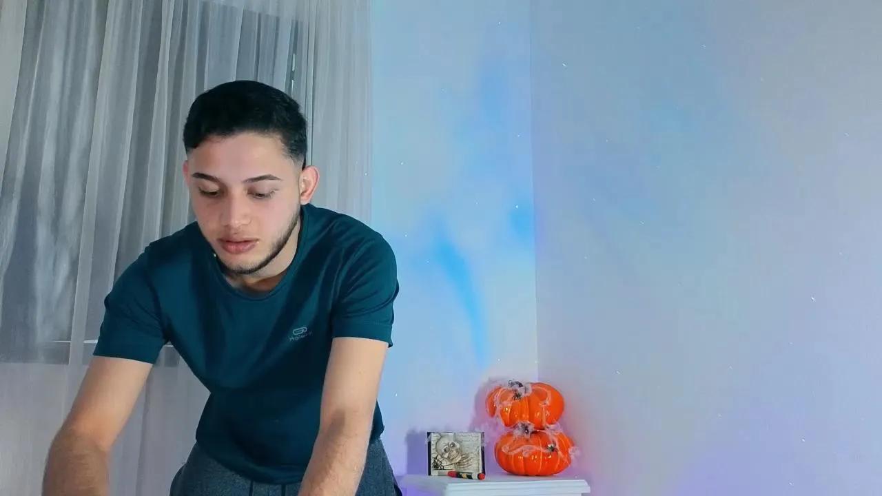 Offline Billyytomy on Cam4