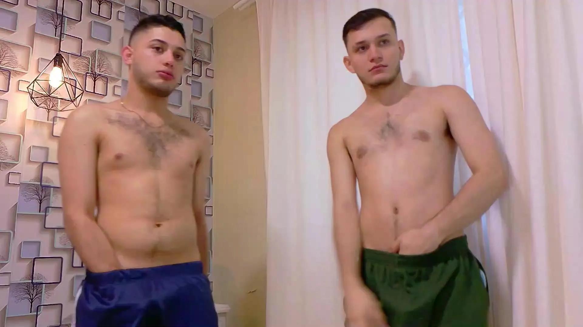 Offline Billyytomy on Cam4