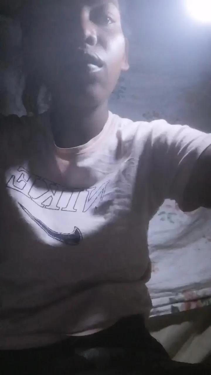 Offline Blancosexy on Cam4