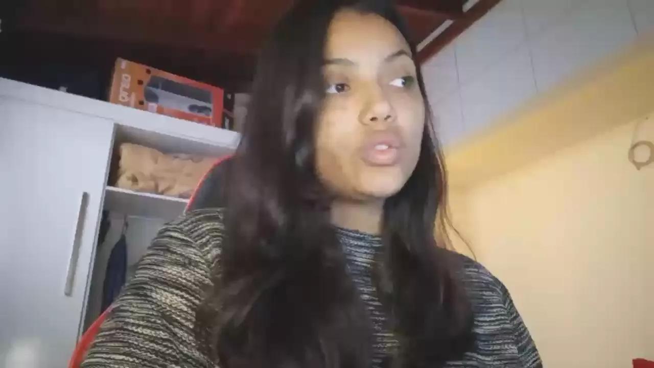 Offline Bombomepimenta on Cam4