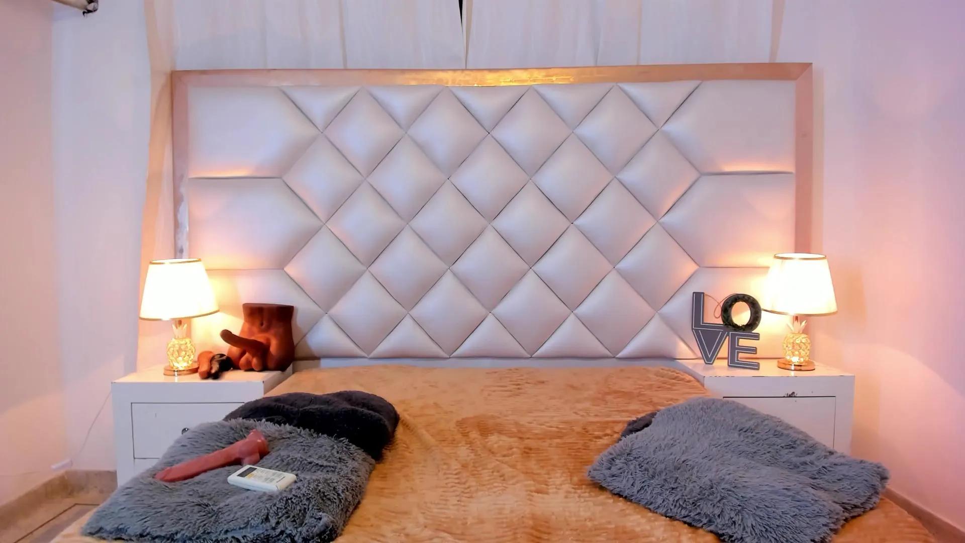 Offline brittany069 on Cam4