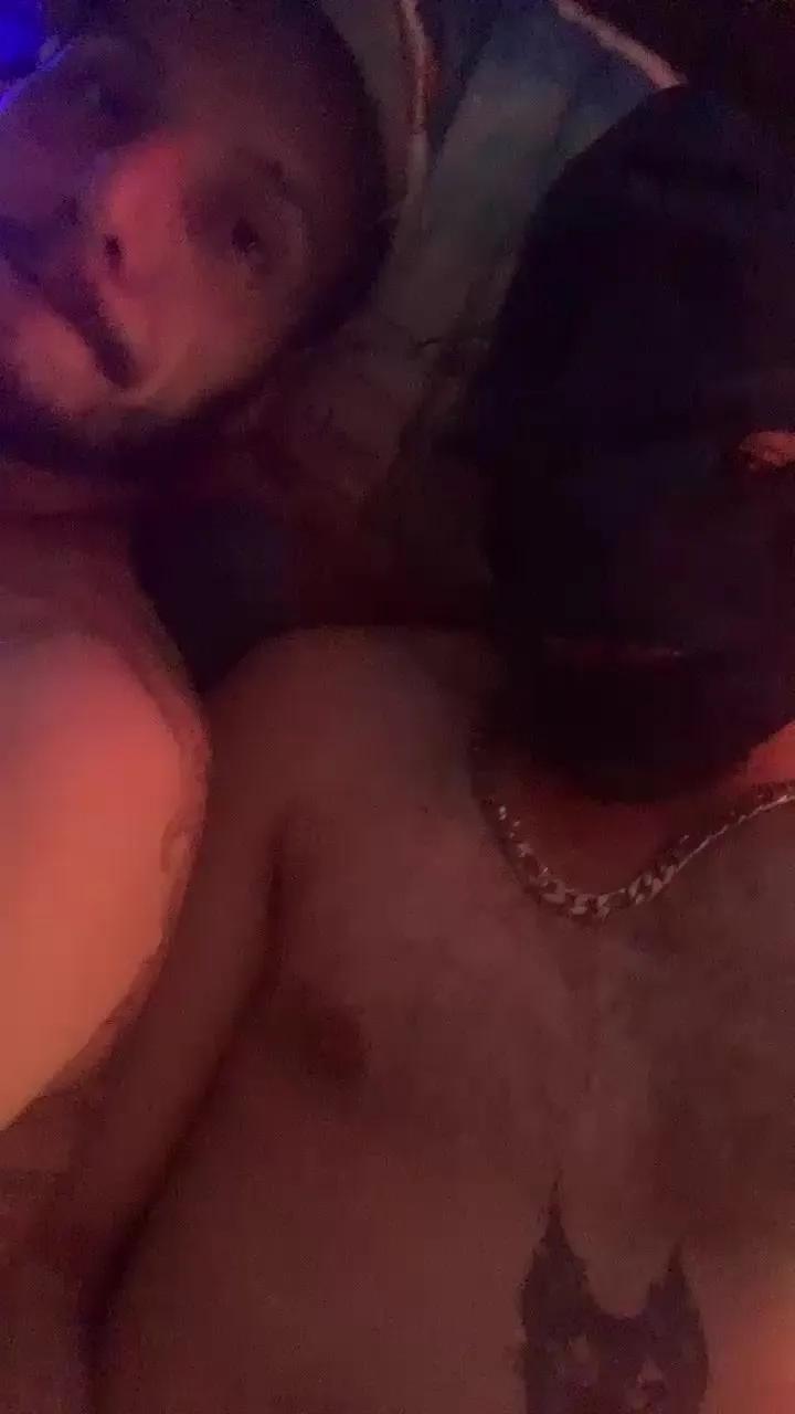 Offline Brunomeliani on Cam4