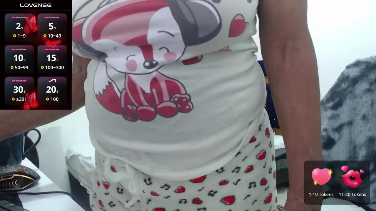 Offline BustyXMilf on Cam4