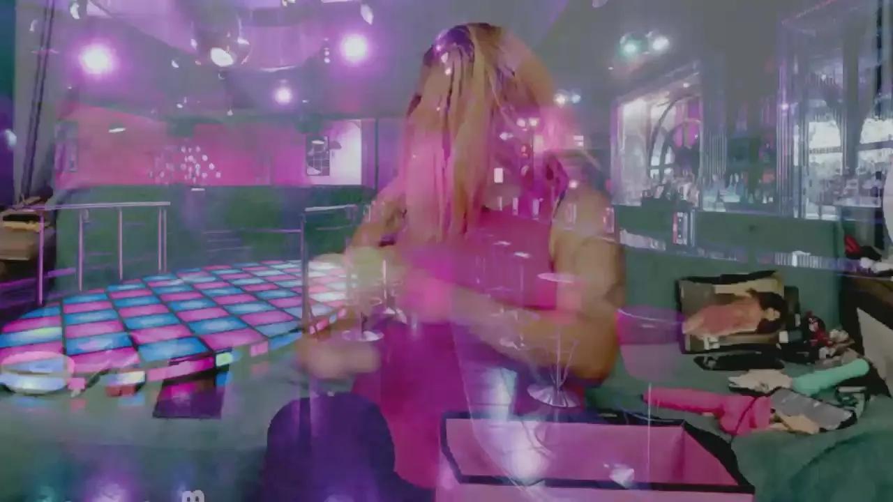 Offline candy354 on Cam4