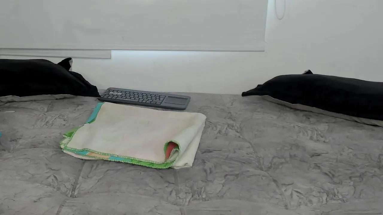 Offline Charlotte_smitt on Cam4