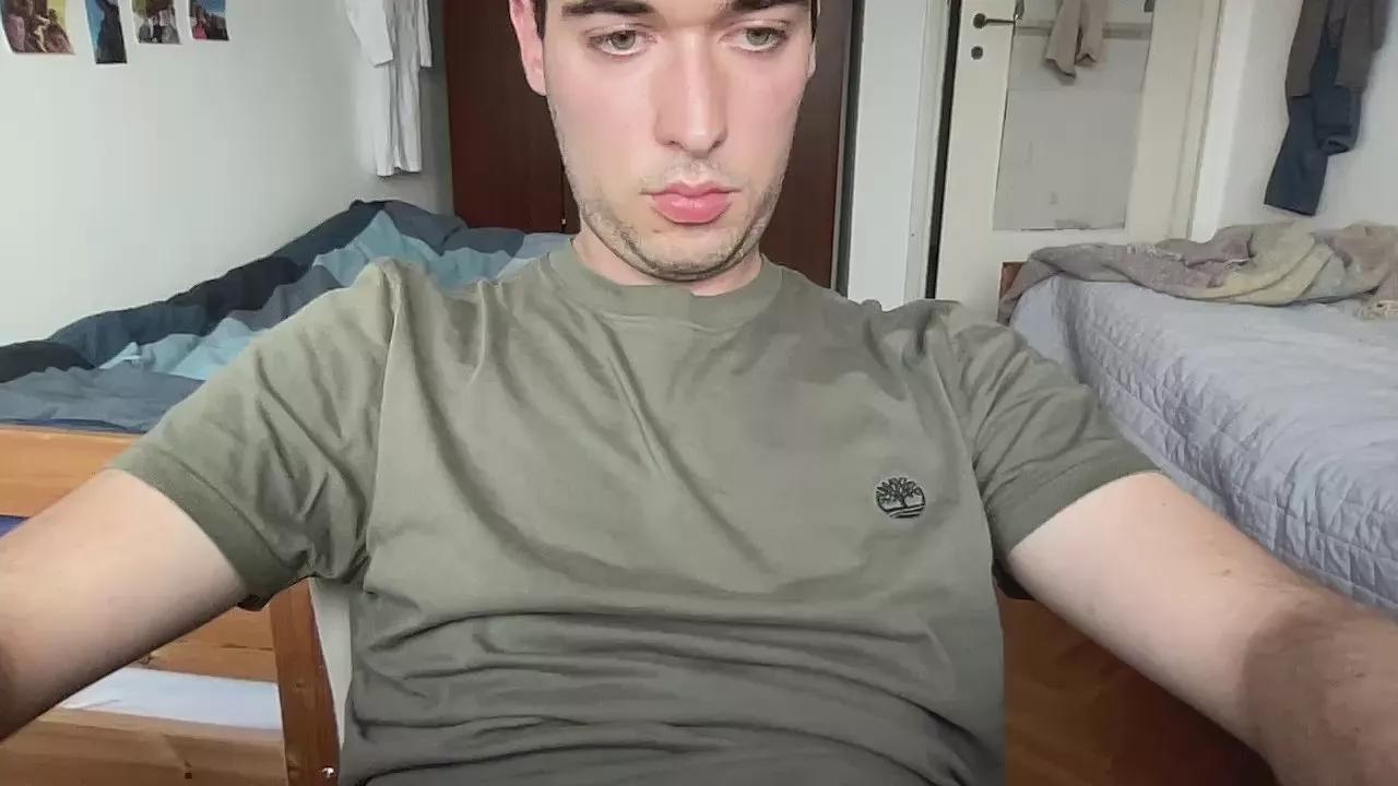 Offline cmarzi9 on Cam4