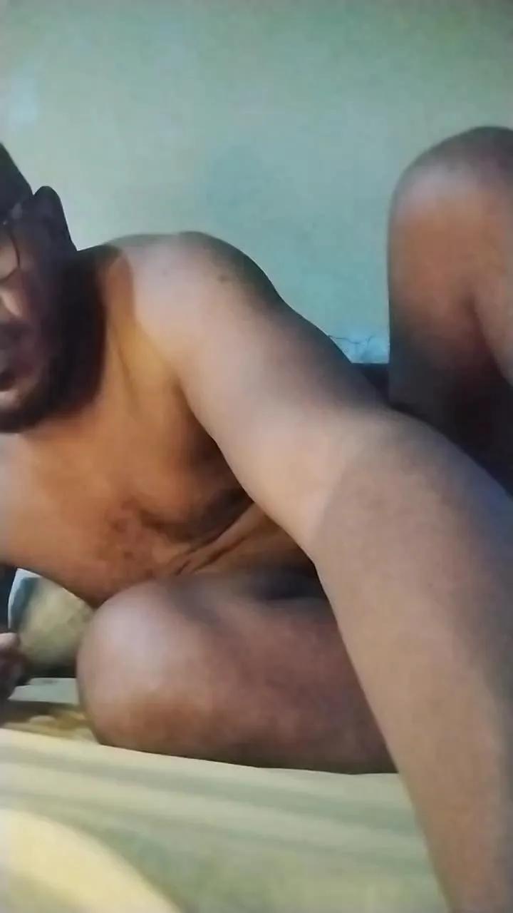 Offline cometa2673 on Cam4