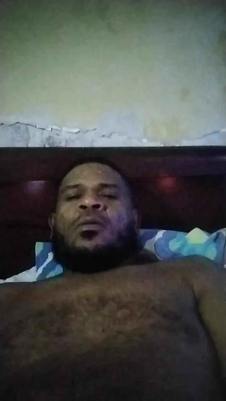 Offline cometa2673 on Cam4