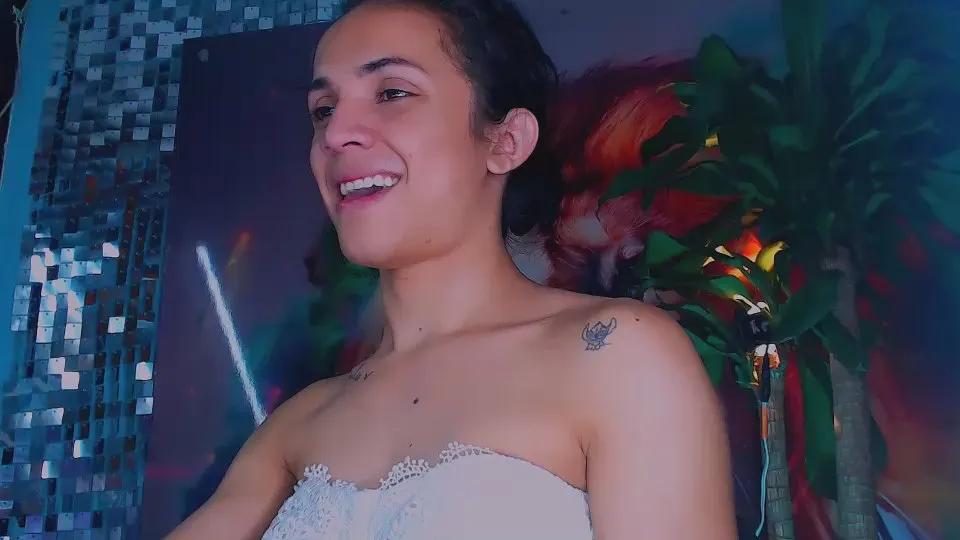 Offline cristal_gem1 on Cam4