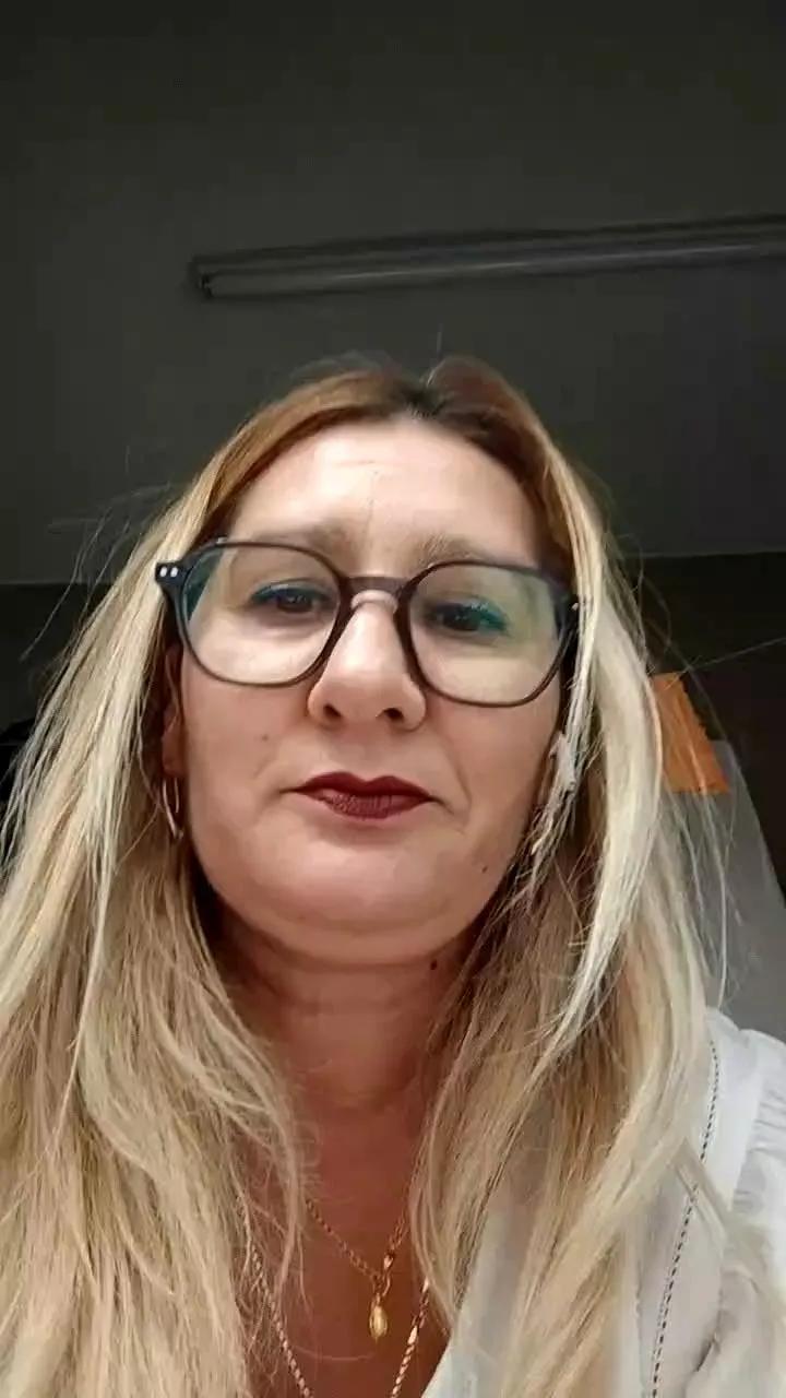 Offline CristinaSexy077 on Cam4