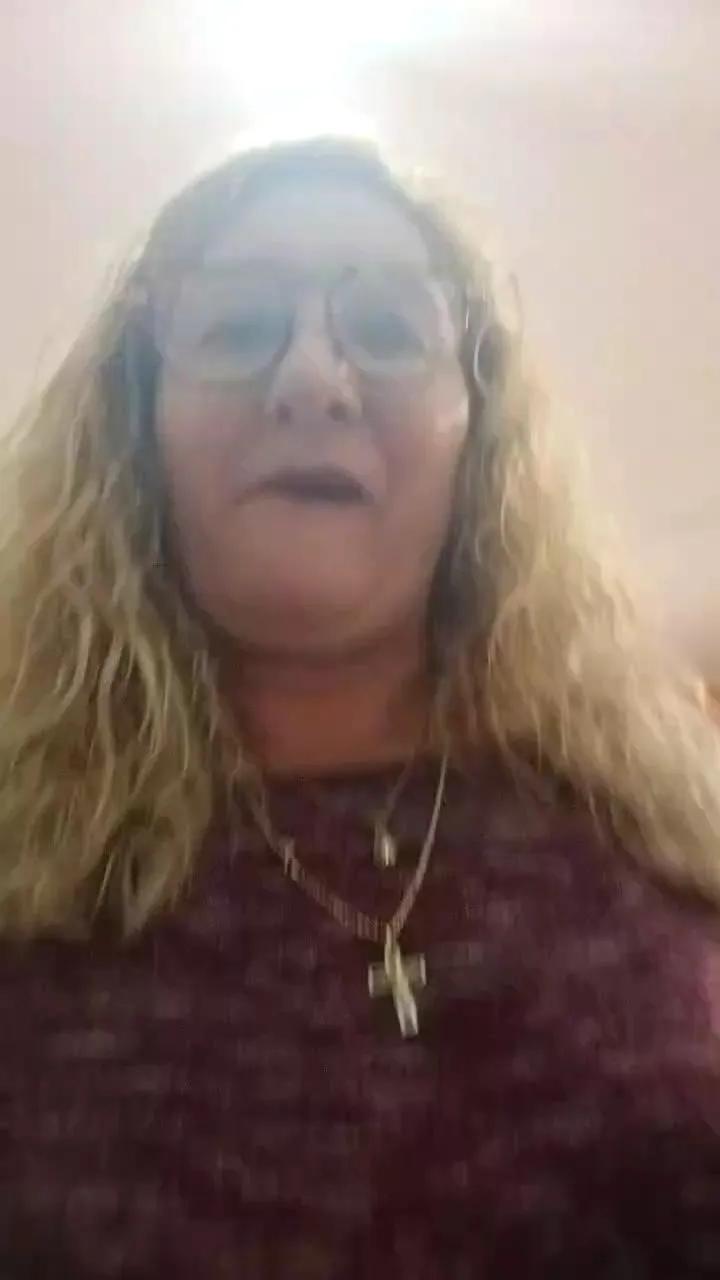 Offline CristinaSexy077 on Cam4