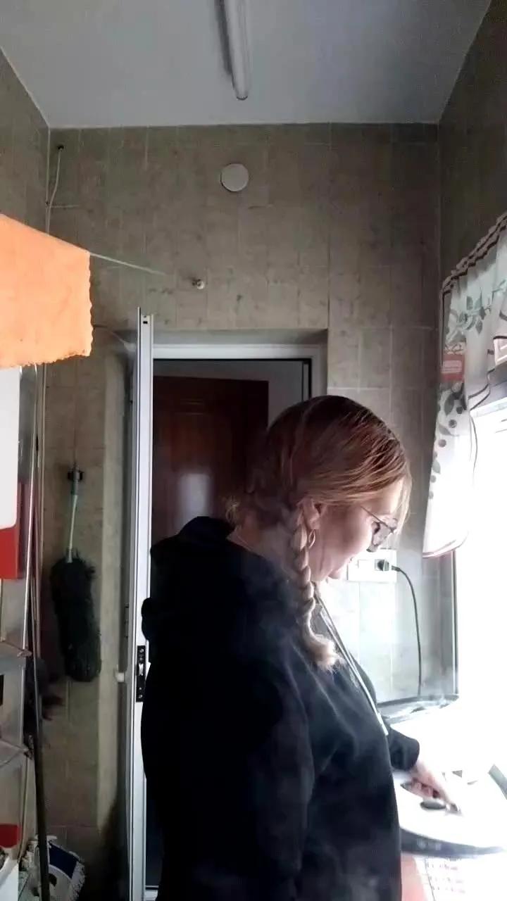 Offline CristinaSexy077 on Cam4