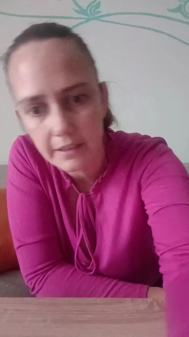 Offline Cristinitapija on Cam4