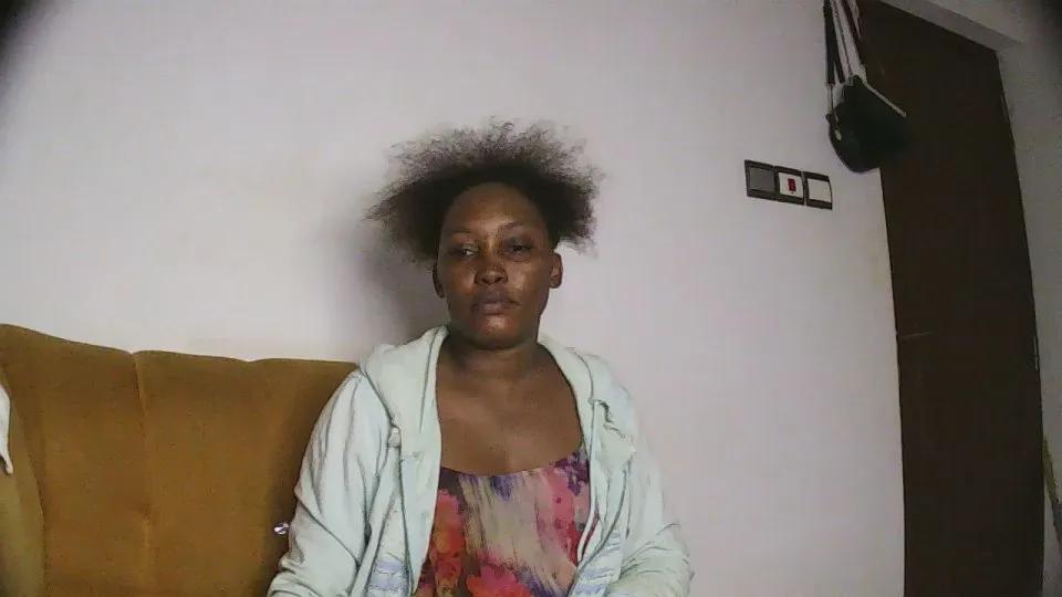 Offline Cutemilah on Cam4