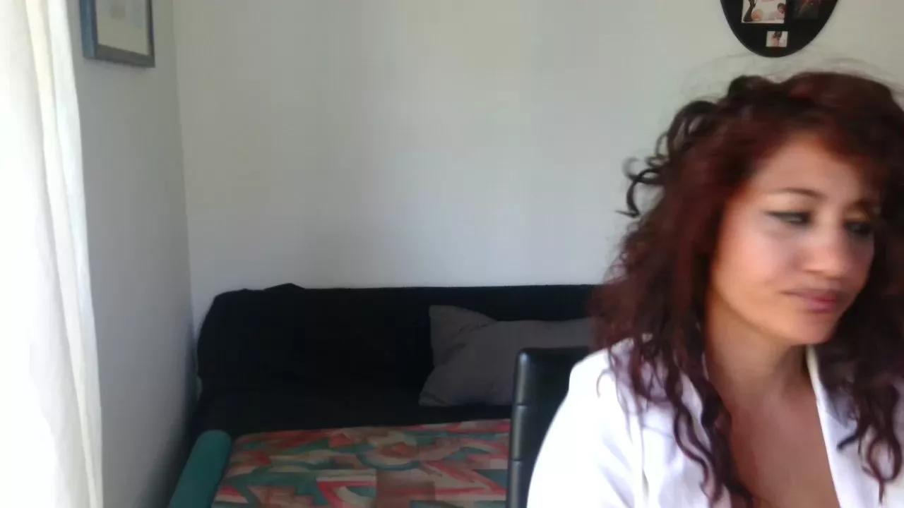 danasantoxxx on Cam4 