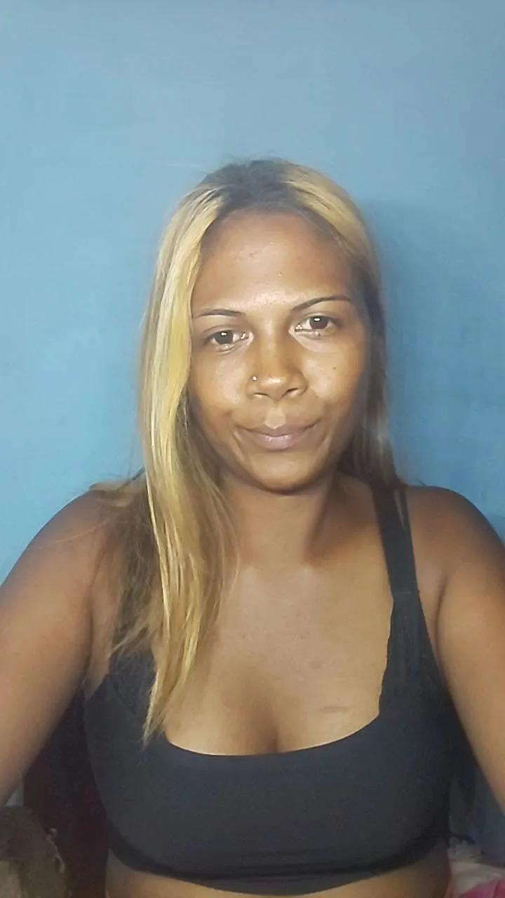 Offline Danielah27 on Cam4