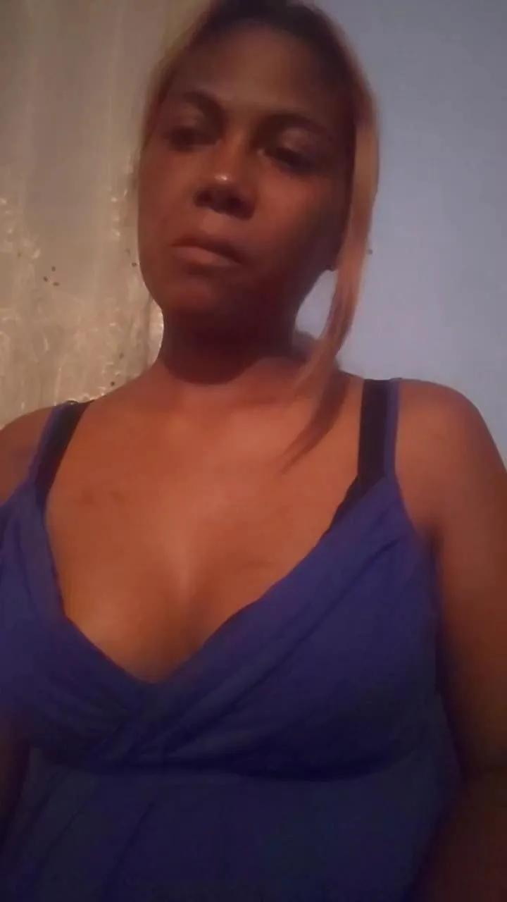 Offline Danielah27 on Cam4