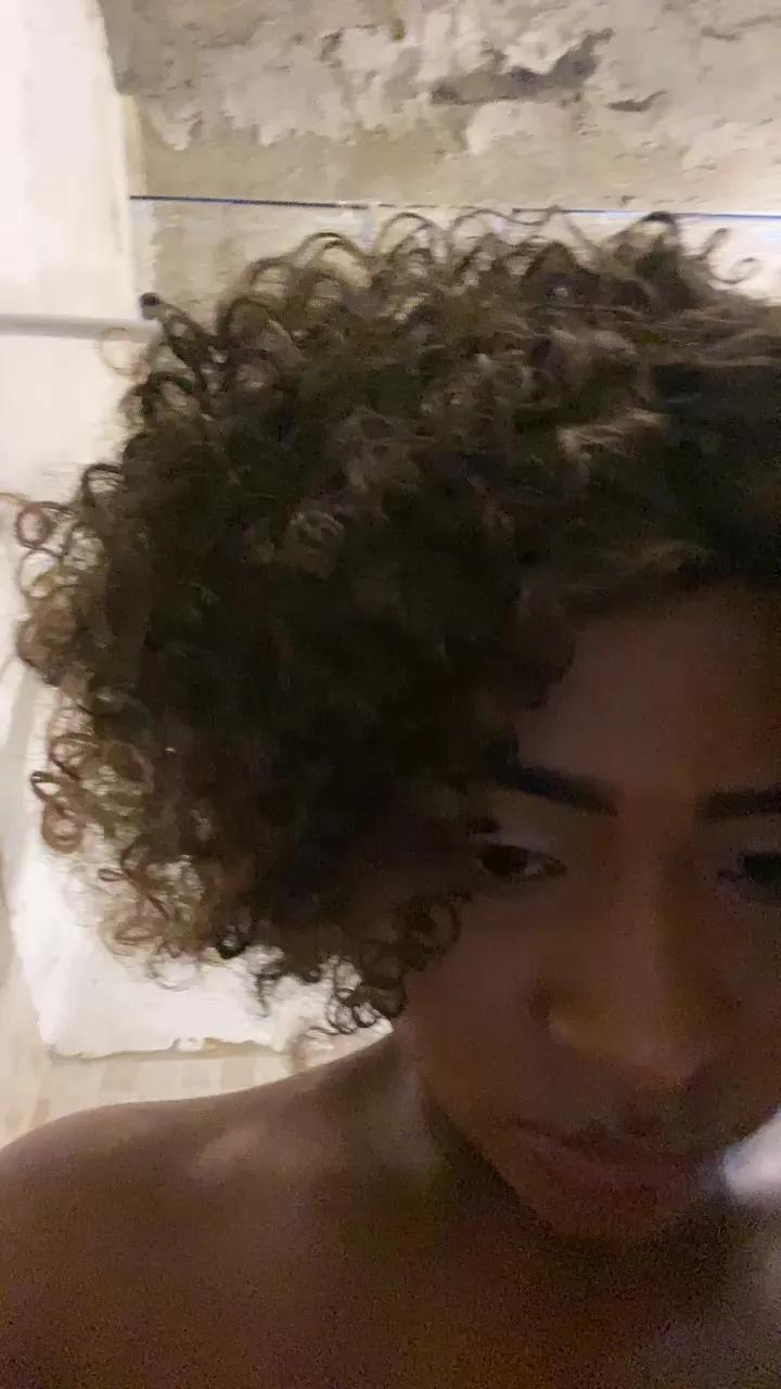 Danixayume20 on Cam4