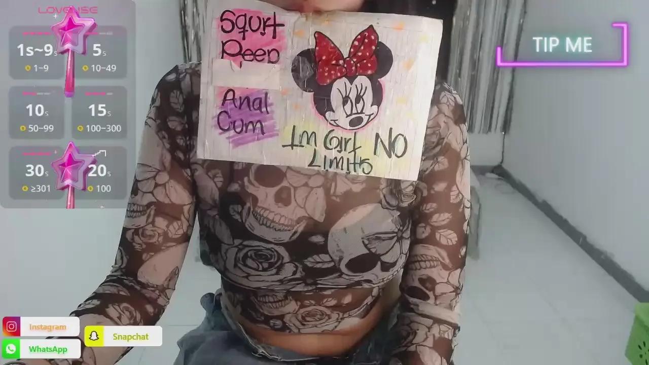 Offline Darkittydoll on Cam4