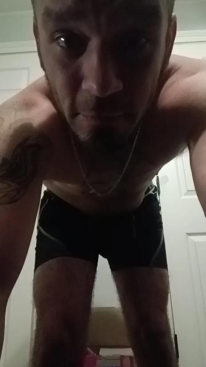 Offline DatRyanGuy69 on Cam4