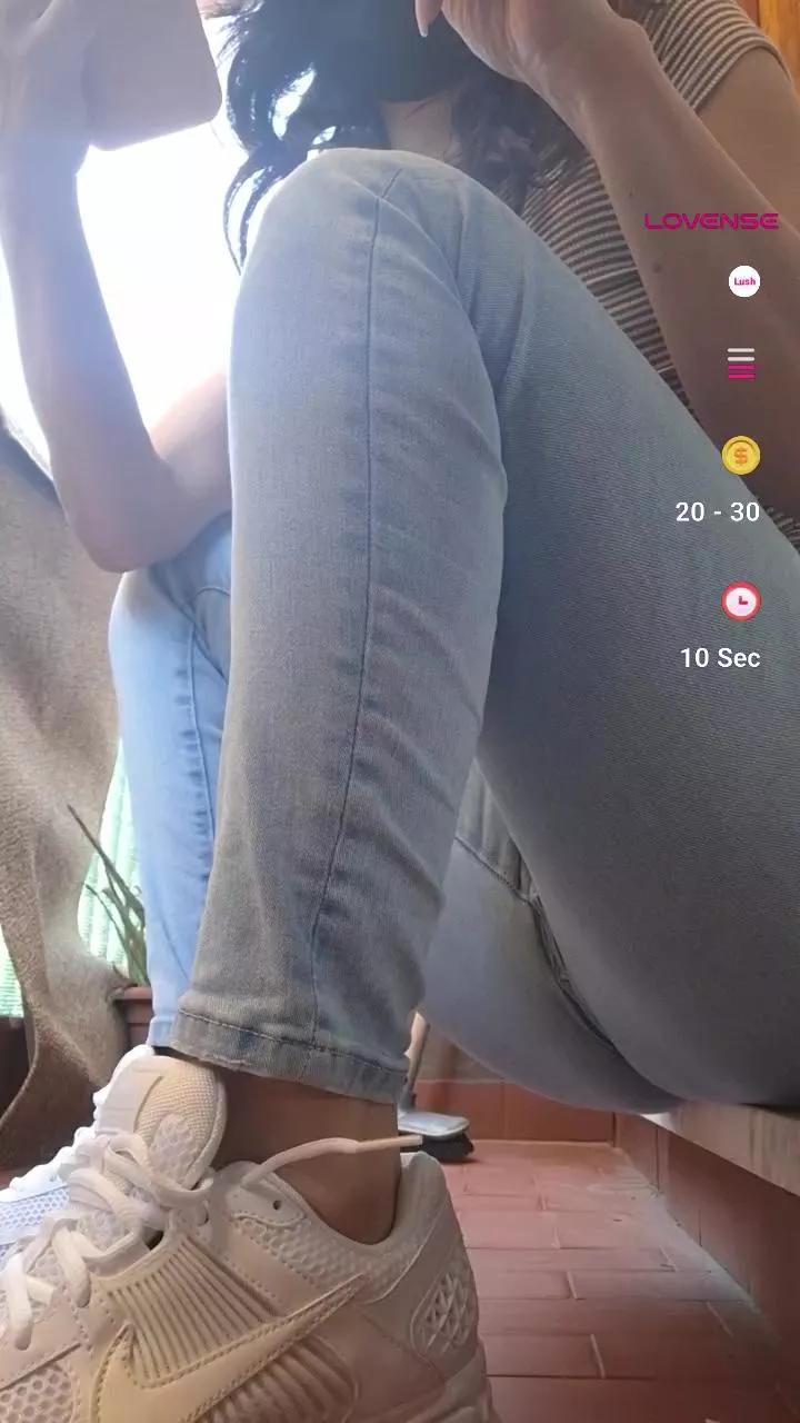 Offline Dayana2022 on Cam4