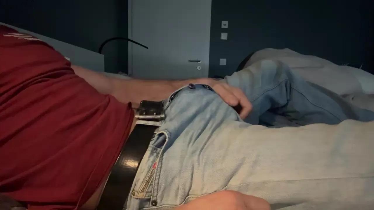 Offline dickpig_xxx on Cam4