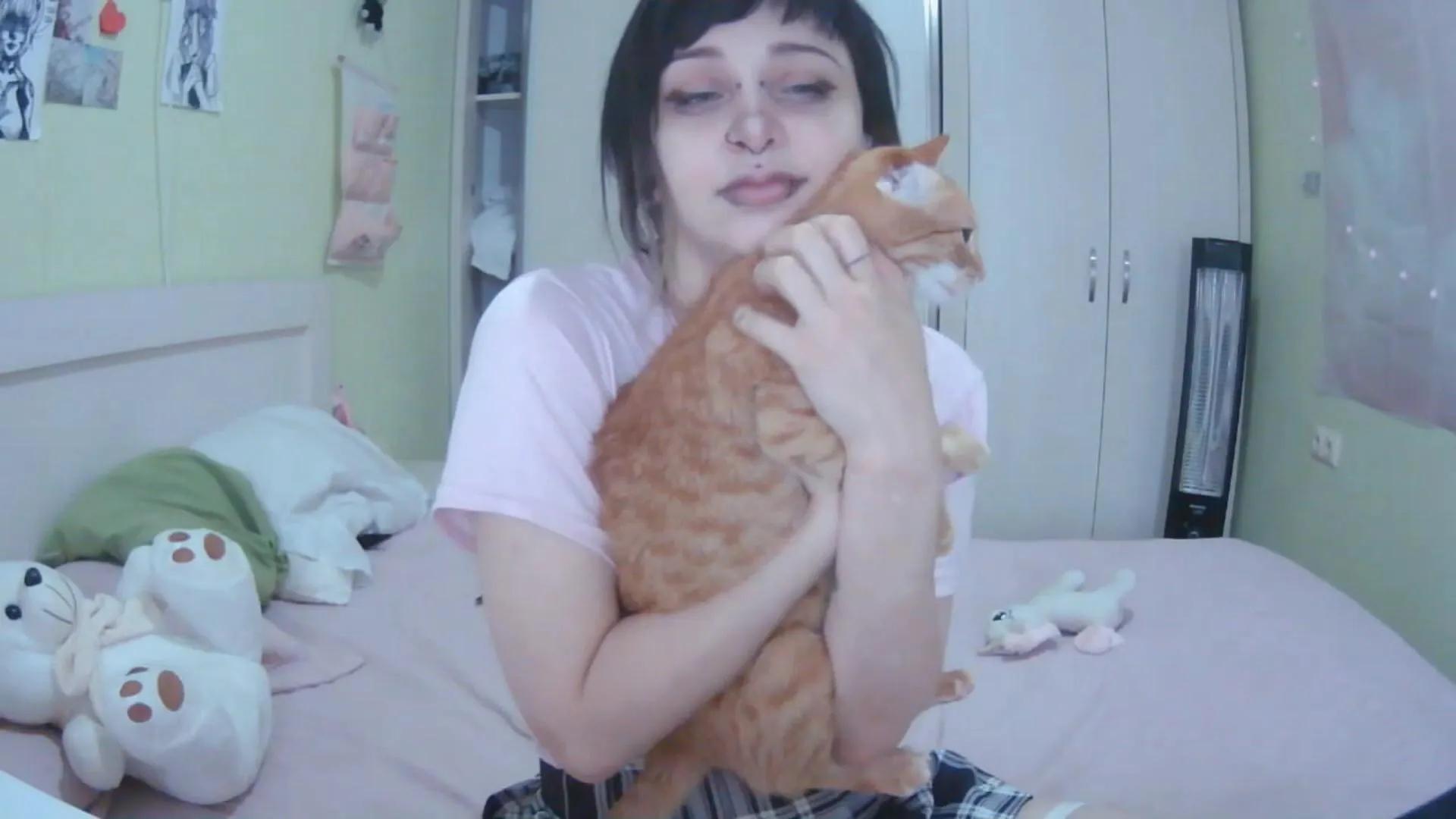 Offline DollyHailey on Cam4