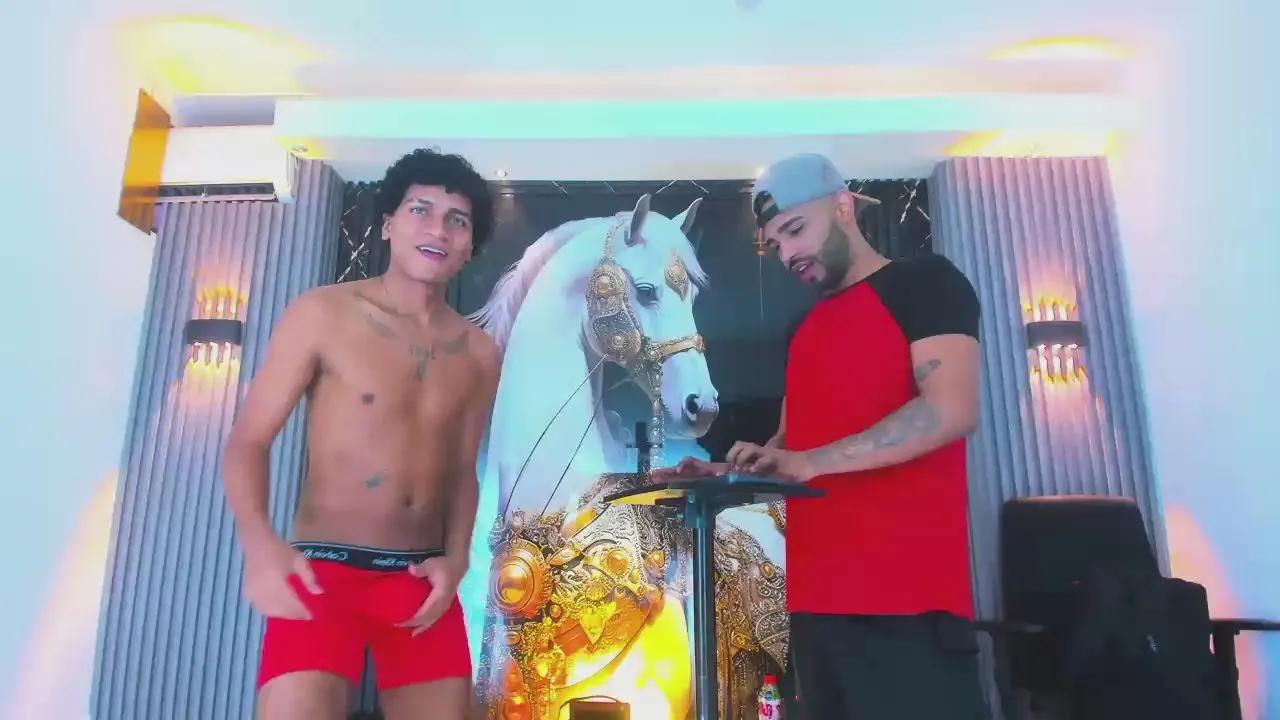 Offline Dominic_Max on Cam4