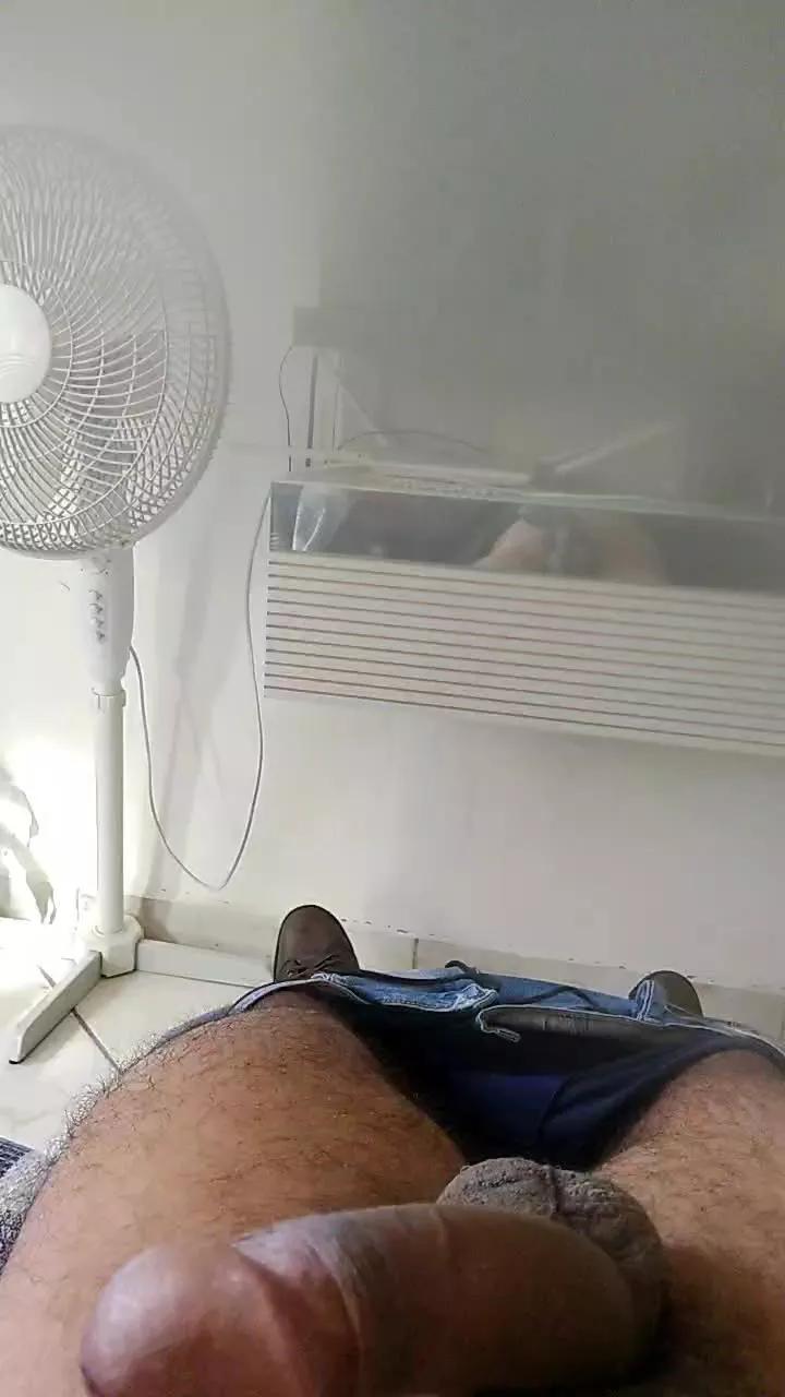 Offline edvan_sexy on Cam4