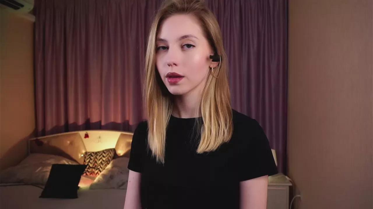 Offline ErlineEggett on Cam4