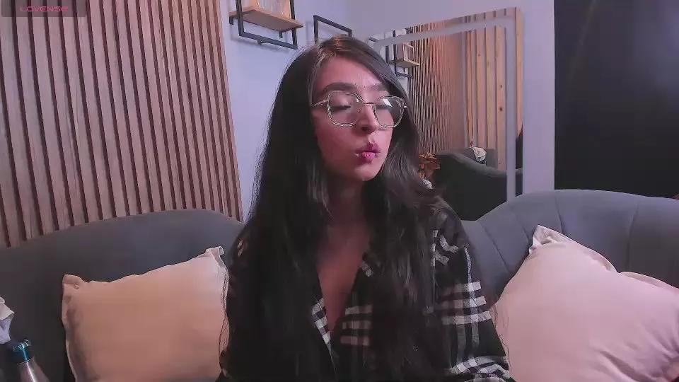 Offline Eva_Macalliter on Cam4