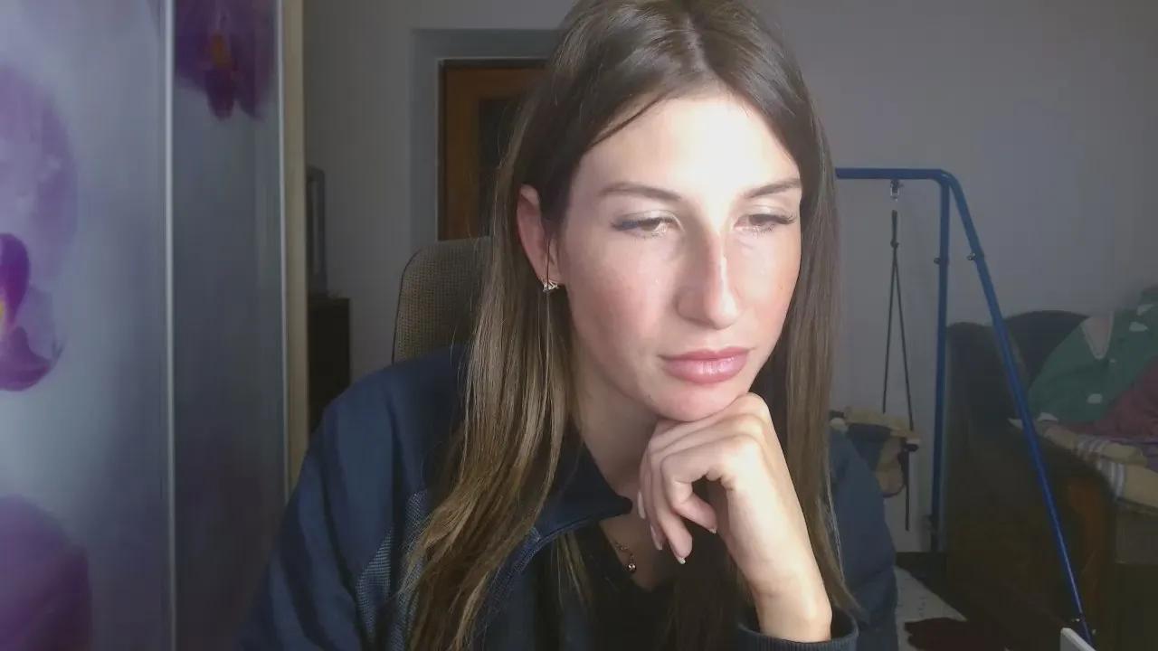 Offline Evelyn_21_m on Cam4