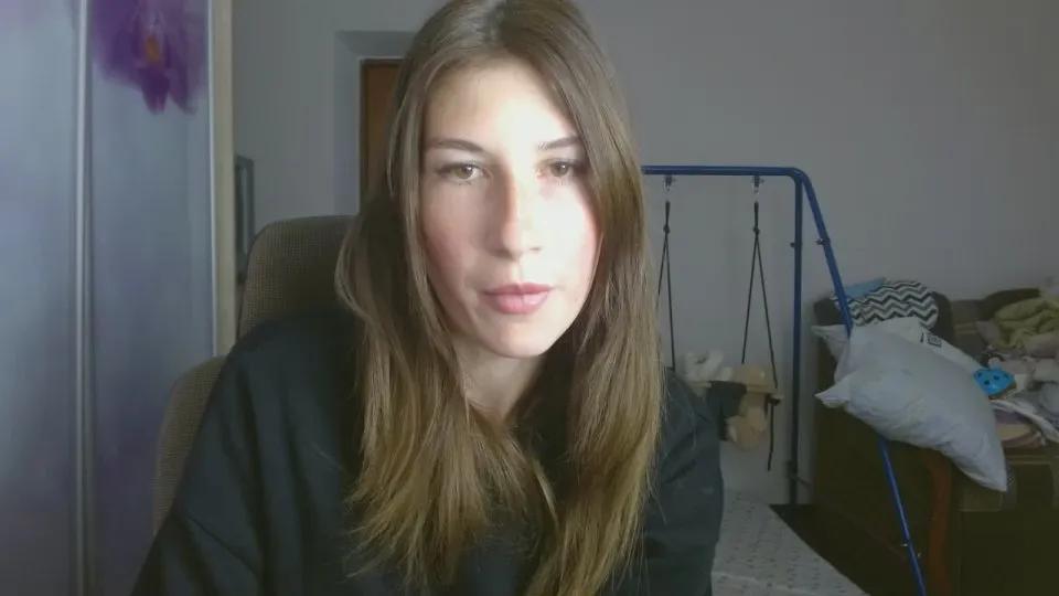 Offline Evelyn_21_m on Cam4