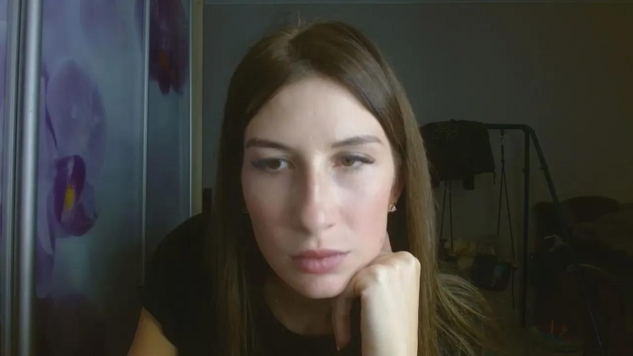 Offline Evelyn_21_m on Cam4