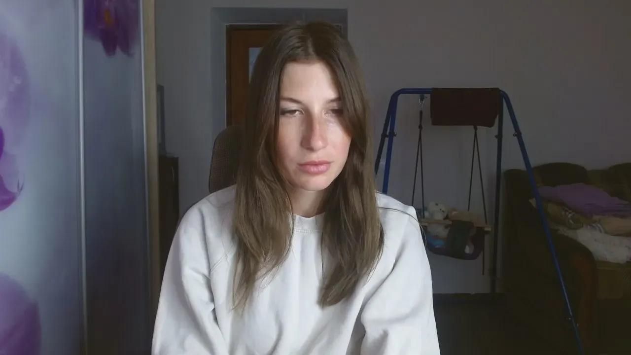 Offline Evelyn_21_m on Cam4