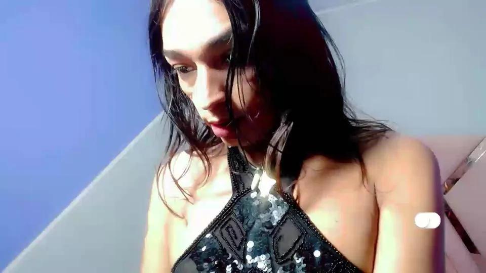 Offline everlynparty on Cam4