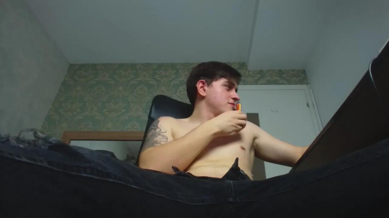 Offline FelixStark on Cam4