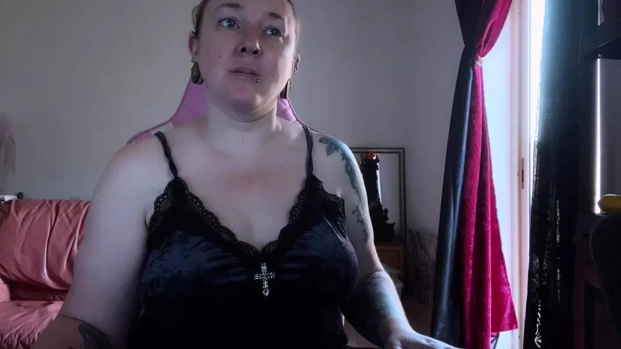 Offline fetish_girl on Cam4